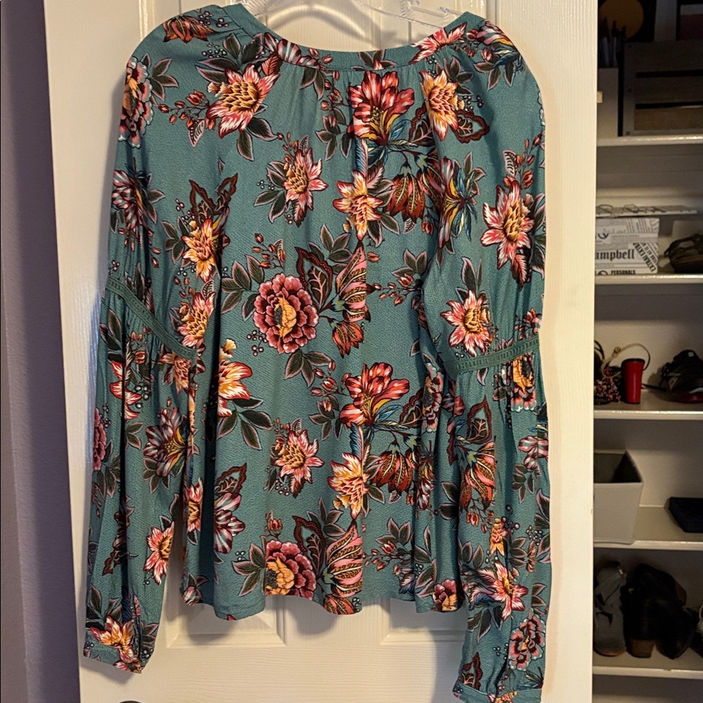 FARM Rio Teal Blouse with Pink and Orange Floral Design - Picture 4 of 7